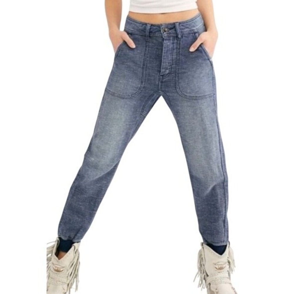 Free People We The Free 28 Skye Relaxed Boyfriend Buttonfly Jean Looking Joggers